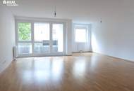 Hofzeile - Großzügiges 3-Zimmer-Apartment mit ca. 55 m² Wohnzimmer und 24 m² Balkonflächen - Garagenplatz um € 150,--