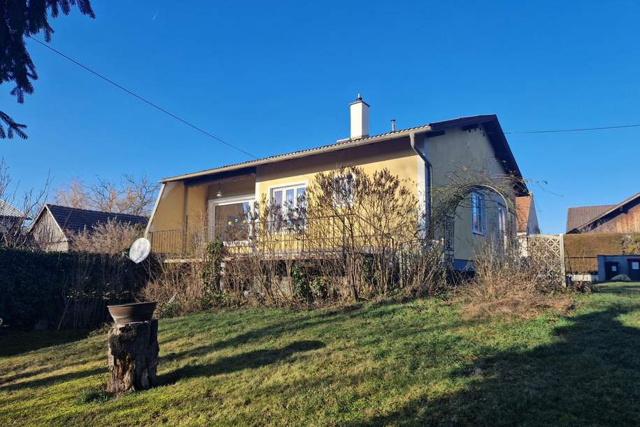 LIEBEVOLLER, KLEINER BUNGALOW IDEAL FÜR 2-3 PERSONEN MIT HERRLICHEM GARTEN SAMT ALTBAUMBESTAND IN BESTER ZENTRUMSNAHER WOHNLAGE, Haus-kauf, 299.000,€, 3462 Tulln
