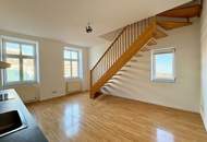 ENTZÜCKENDE MAISONETTE MIT TERRASSE IN KLASSISCHEM ALTBAU