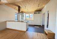 Perfekt für Wohnen, Ordination, Vermietung oder Generationenwohnen. Drei Einheiten - zwei Häuser - ein durchdachtes Lebenskonzept.