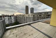 SKYLINEBLICK - DACHGESCHOSSWOHNUNG MIT TERRASSE UND LOGGIA - NÄHE U3