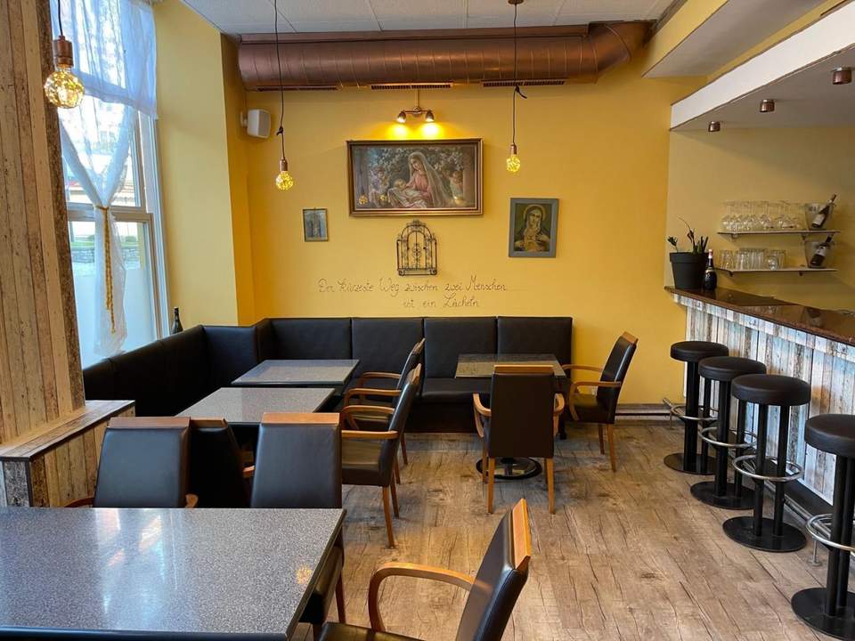 “Top Geschäftslokal im Zentrum von Mariazell – ehem. Café 1157 (vollausgestattet, ablösefrei)“