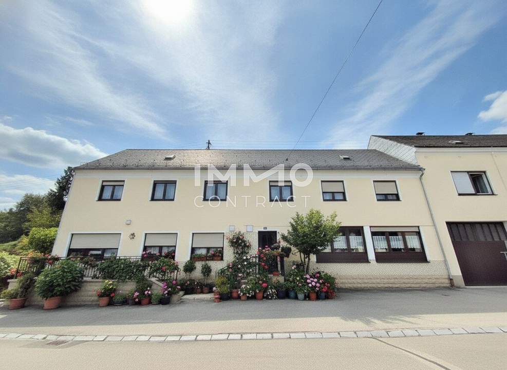 Großzügiges Wohnhaus ehemalige Gaststätte in Litzelsdorf – 8 Zimmer, 5 Parkplätze & vielseitige Nutzungsmöglichkeiten