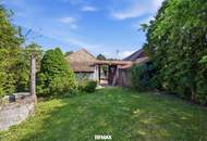 Renovierungsbedürftiges Bauernhaus mit idyllischem Garten in Schalladorf