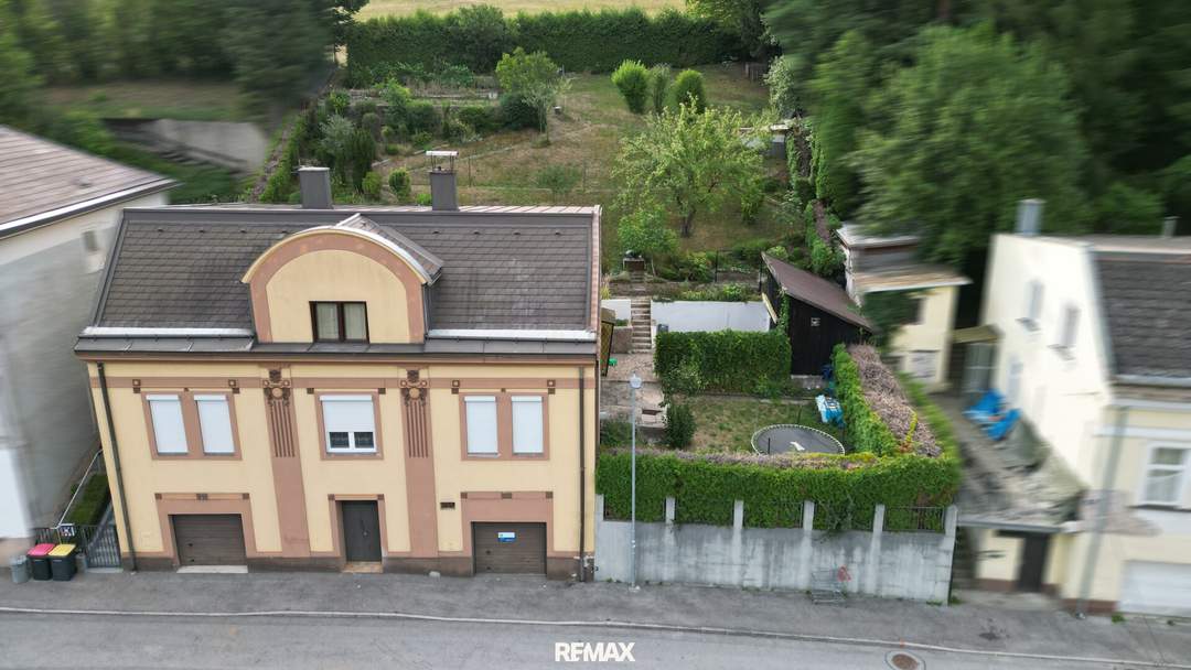 Mehrfamilienhaus mit zwei Wohneinheiten und Garten in Traisen