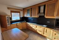 Großzügige 4 Zimmer DG-Wohnung mit Südbalkon &amp; Garage!