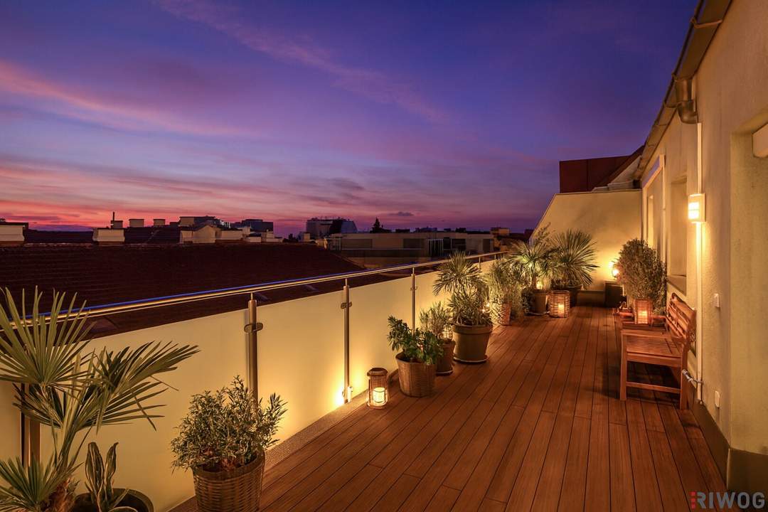 TERRASSENWOHNUNG IM DACHGESCHOSS OHNE SCHRÄGEN II 2 TERRASSEN MIT CA. 46m² II KLIMA II MODERNES BAD II 1 GARAGE II NÄHE YPPENPLATZ UND U6 II LETZER STOCK MIT LIFT