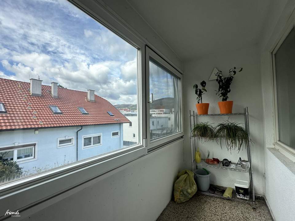 Perfekt geschnittene 3-Zimmer Wohnung mit Loggia und Parkplatz - Befristet vermietet!