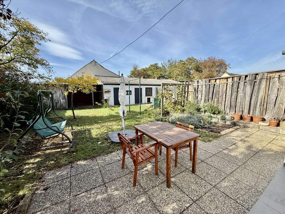 Wochenendhaus oder Hauptwohnsitz – Entspannen im eigenen Garten, direkt in Laa an der Thaya!