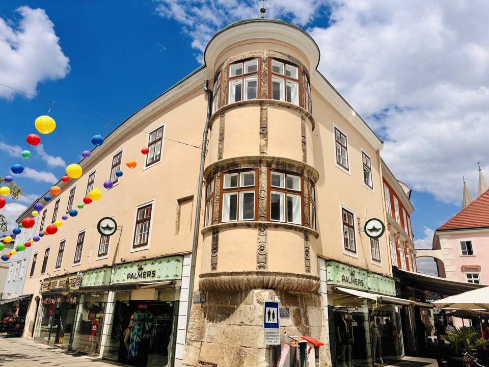 Die schönste Bühne für Ihr Unternehmen! 141 m² Erstbezug am Hauptplatz mit Erkerblick