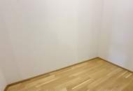 Hier müssen Sie schnell sein - AB SOFORT BEZIEHBAR! Tolle 3 Zimmerwohnung + Terrasse/Garten! Absolute Ruhelage - Tokiostraße!