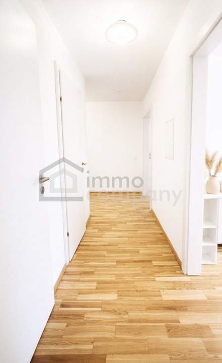 Stilvolle 3-Zimmer-Wohnung! Balkon! Garagenplatz! 21.Bezirk. U1 und U6, Schnellbahn.