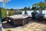 AUßERGEWÖHNLICHE DACHGESCHOSSWOHNUNG mit XL- Terrasse und großzügigem Garagenplatz-- Topzustand in 1130 Wien !