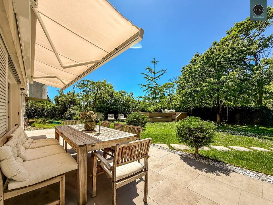 Sievering: Luxuriöse Garten-Oase mit Depot-Gebäude, Pool & Tiefgarage