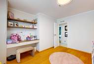 Exklusive Doppelhaushälften mit Traum-Ausblick auf die Burg Liechtenstein – schlüsselfertig mit Terrasse, Garten & Balkon! 4–5 Zimmer für höchste Wohnansprüche!