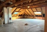 "Einfamilienhaus, mit 823m² Grundstück, Keller & Garage"