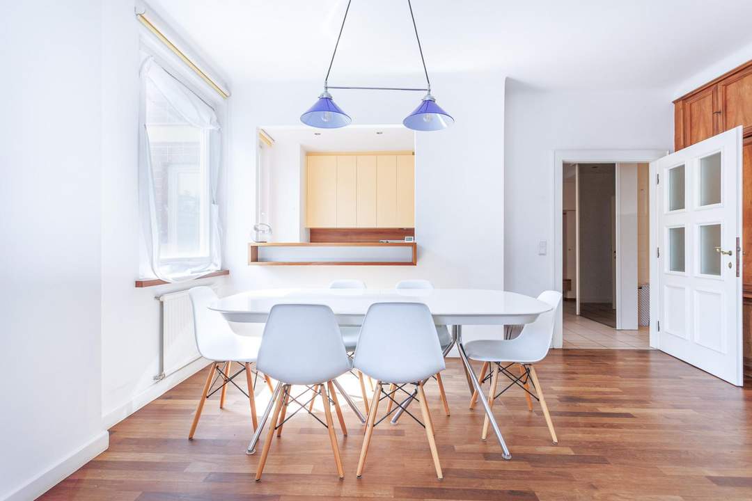 Lichtdurchflutete 2-Zimmer Wohnung im historischen Herzen Wiens