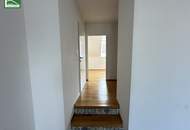 Helle Dachgeschoss-Wohnung mit West-Terrasse in ruhiger Seitengasse der Wattgasse und Hernalser Hauptstraße