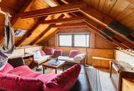 Landhaus in erhöhter Aussichtslage mit weitläufigem Grundstück im schönen Strassertal