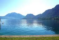 Charmante Altbauvilla mit Potenzial - direkt am Attersee mit eigenem Seegrundstück und Zweitwohnsitzwidmung