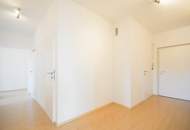 WUNDERSCHÖNE 4-ZIMMER-WOHNUNG MIT SONNIGER LOGGIA