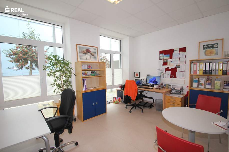 vermietete Büroräumlichkeiten im Zentrum vom Amstetten, Gewerbeobjekt-kauf, 595.000,€, 3300 Amstetten