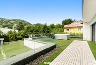 Beeindruckende Designer-Villa mit Pool und Poolhaus zum Soforteinzug!