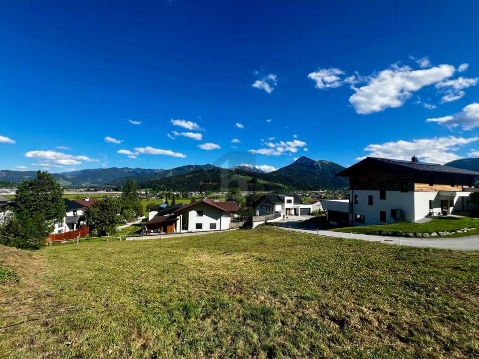 TOP CHANCE! TRAUM AUSSICHT MIT SONNE UND RUHE