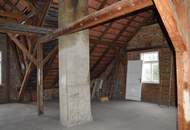 Mehrfamilienhaus im Zentrum von Wilhelmsburg günstig abzugeben! Baufantasie! Bauträger!