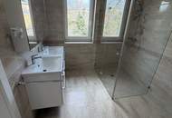 Penthouse-Feeling mit 41 m² Terrasse &amp; exklusivem Glasverbau – Wohnen auf höchstem Niveau