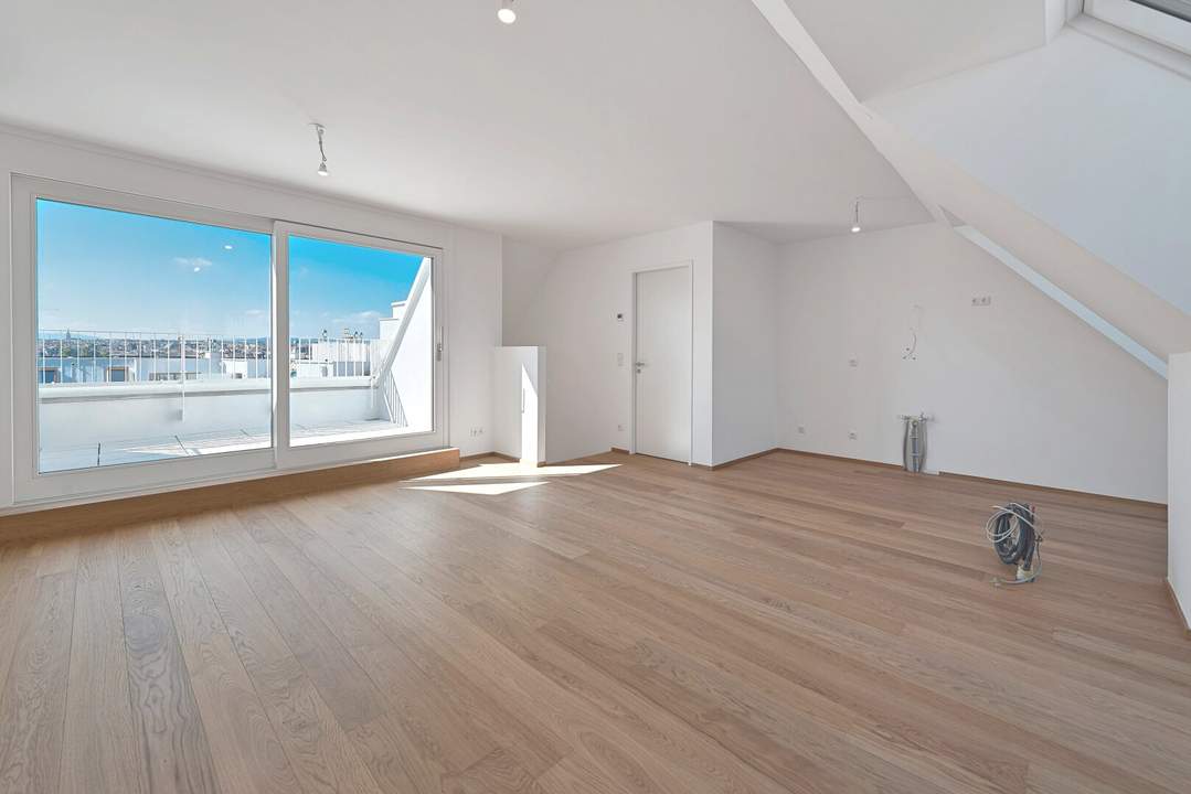 THE TEMPTATION - Traumhafte Maisonette mit Terrasse & Balkon | 19 m² Freifläche, 3 Zimmer