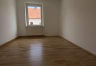 Mehr Raum für Ihre Wohnträume! Großzügige 4-Zimmer Familienwohnung mit hellem Raumkonzept, Badewanne & Dusche und traumhaftem Grünblick – ein Zuhause mit Wohlfühlfaktor!