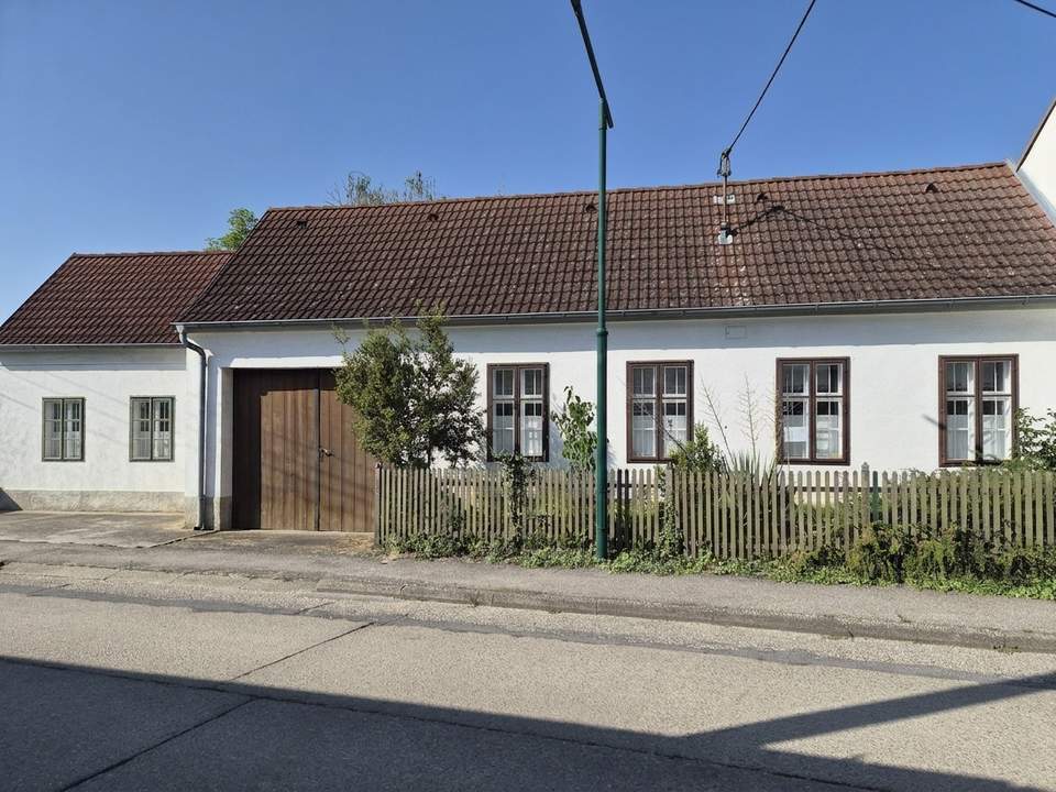 Typisches Weinviertler Haus mit viel Potential Nähe Gänserndorf