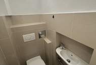 Schöne 4,5 Zimmer Altbau-Villenetage mit Wintergarten, Gartennutzung und kleinem KFZ-Stellplatz
