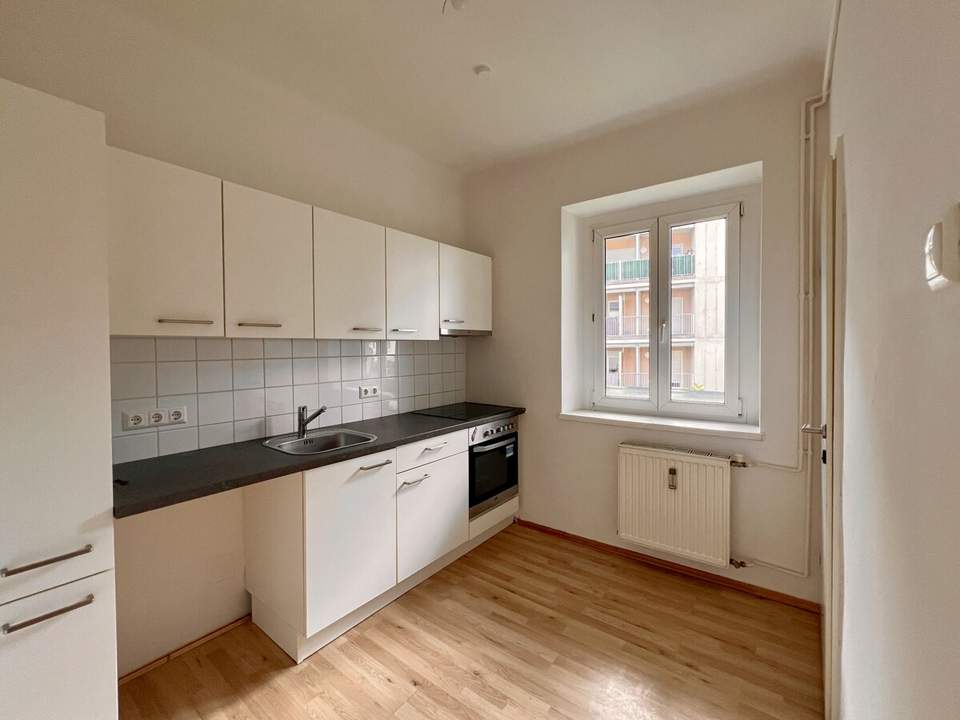 Zur Miete steht eine charmante 1,5-Zimmer-Wohnung im 2. Obergeschoss (ohne Lift) in zentraler Lage!