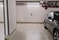 Grosser Stellplatz für Motorrad