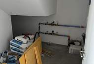 Modernes Zweifamilienhaus mit Gartenwohnungen – Erstbezug!