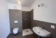 NEU BAU - mit Keller, Garten und je 2 Stellplätzen!