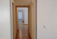 Attraktive 3-Zimmer-Wohnung mit ca. 99 m² im 2. Stock in Wels