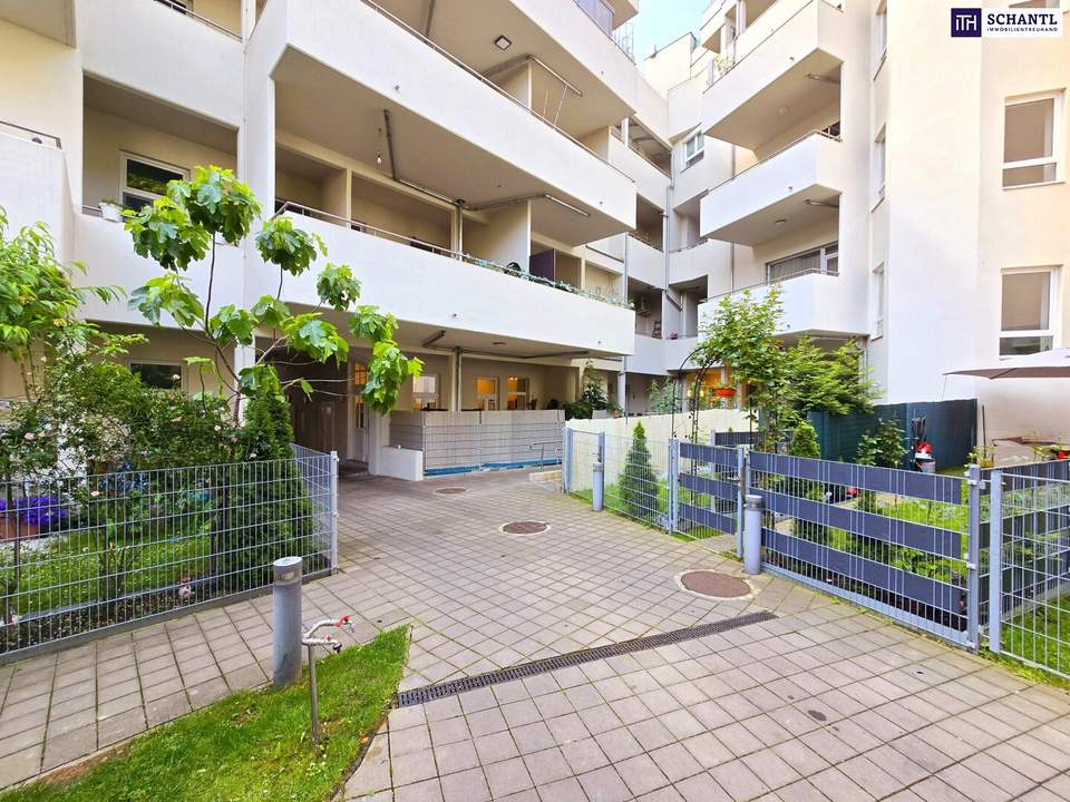 Neuer Preis - Die Gelegenheit! Entzückende Altbauwohnung mit hofseitiger Terrasse bzw. Garten + Saniertes Altbauhaus mit großem Innenhof + Beste Infrastrukur und Anbindung! Jetzt zugreifen!