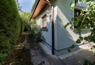 "Landhausidylle mit parkähnlichem Garten und Pool"