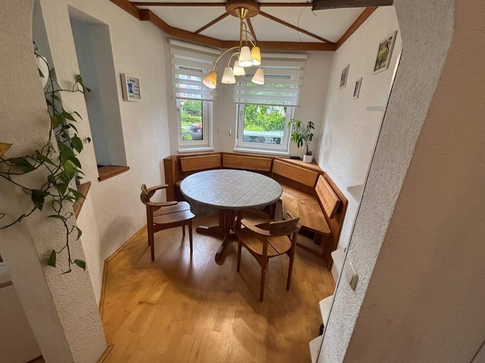 FAMILIENTRAUM mit 3 Schlafzimmer im Untergeschoss, Tiefgarage vorhanden