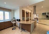 Exklusive Luxusvilla mit großzügigem Garten, Pool und beeindruckender Wohnfläche