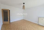 Nahe der UNI: WG-geeignete 3-Zimmer-Wohnung mit Balkon - Heinrichstraße 117a - Top 06