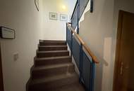 GELEGENHEIT MIT ENTWICKLUNGSCHANCE: EHEMALIGE ZENTRALE DER RAIFFEISENBANK WAGRAM-SCHMIDATAL SUCHT EINEN NEUEN EIGENTÜMER MIT KREATIVITÄT