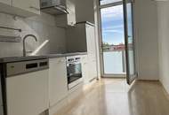 PREIS-HIT! SUPER HOHE RÄUME, Innenhof-Balkon & zentrale Lage! Zwischen CITYPARK und HAUPTBAHNHOF! BUSHALTESTELLE VOR DER EINGANGSTÜRE!