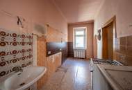 ++NEU++ 1,5-Zimmer Altbau-Wohnung (sanierungsbedürftig), viel Umbaupotenzial