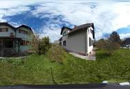 Sanierungsbedürftiges Einfamilienhaus auf großzügigem Grundstück in begehrter Lage!