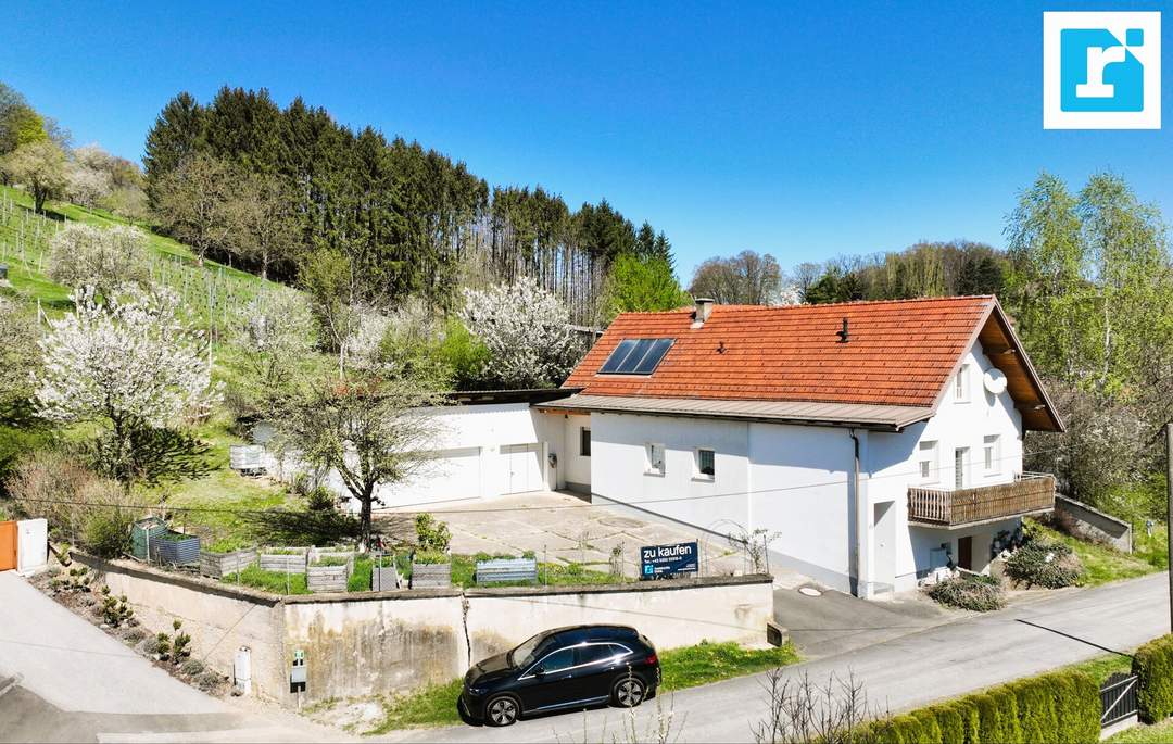 Saniertes Wohnhaus in erhöhter Aussichtslage am Tafelberg im Jennersdorfer Weingebirge