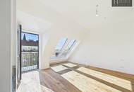 SKYLINE PENTHOUSE RETREAT – ~135 m² OF LUXURY LIVING WITH ~80 m² ROOFTOP OASIS, JACUZZI & PRIVATE SAUNA